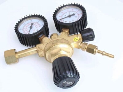 Regulátor tlaku plynu