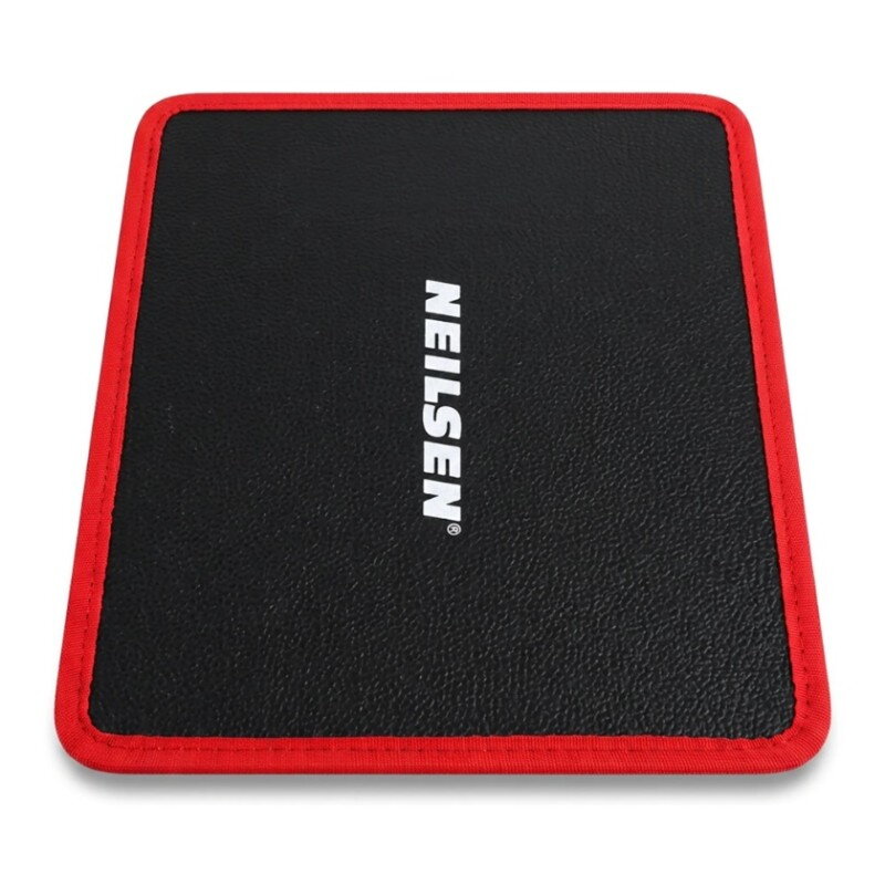 Flexibilná magnetická podložka na náradie 320 × 250 mm – Neilsen